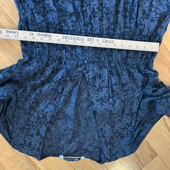 Zara Black and Navy V Neck Long Sleeve Women’s Floral Print Dress - Picture 6 of 15